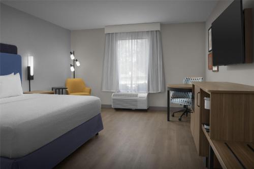 hampton inn lenoir city
