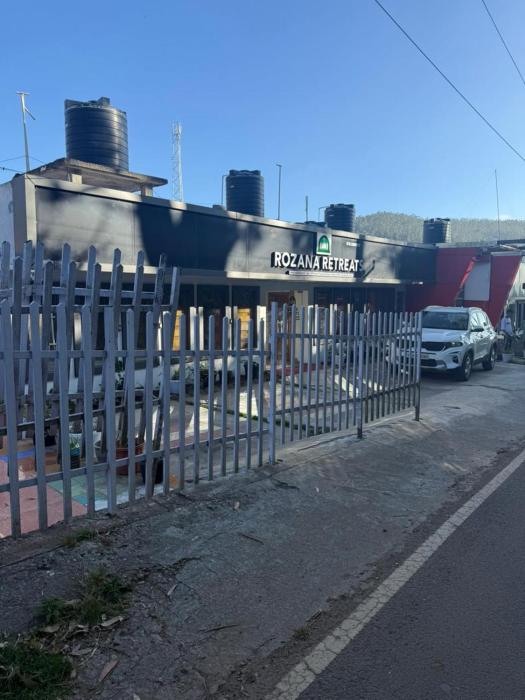 rozana retreats