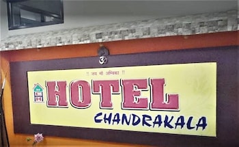 hotel chandrakala regency