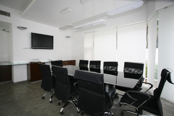 the pentouz lavelle road