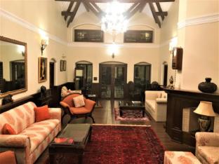 rock ooty heritage villa