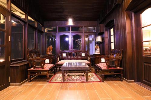 rock ooty heritage villa
