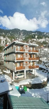 hotel nayra manali