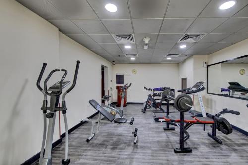 city stay hotel expo centre