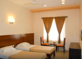 philomena hotel and apartment