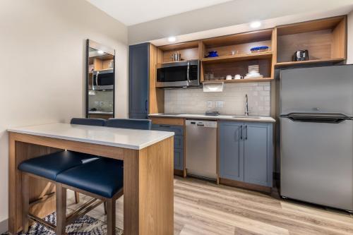 candlewood suites baltimore bwi airport ne