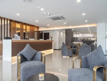 Samutprakarn Hotel,,3 star