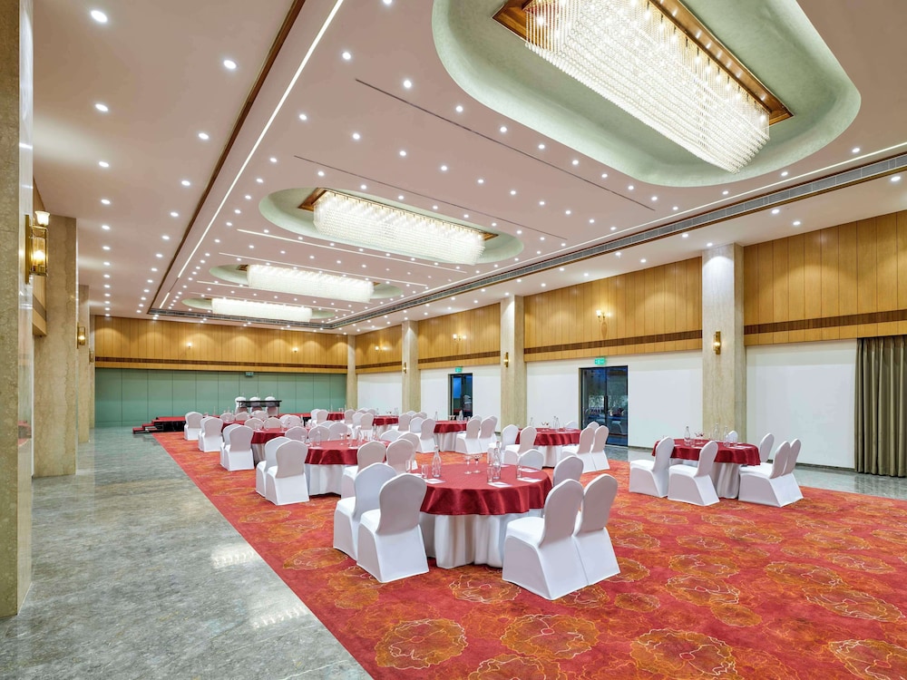 tulip inn bhopal