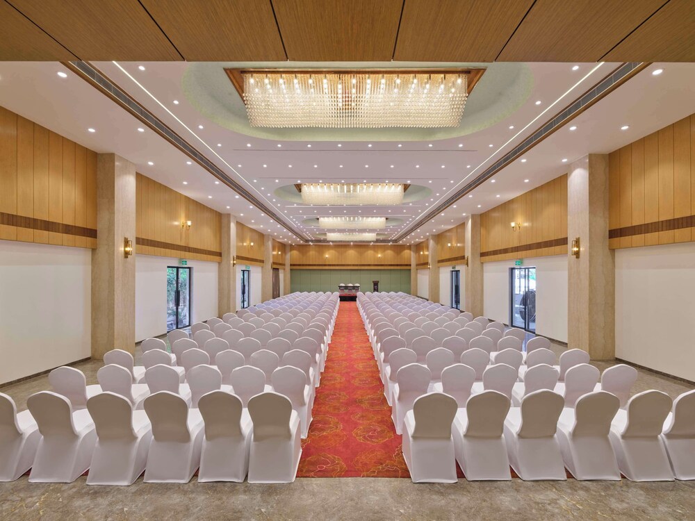 tulip inn bhopal