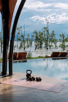 Cocoon Resort Kuching,,4 star