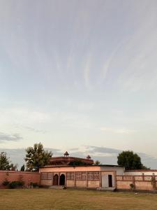 vrindavan garden and hotel