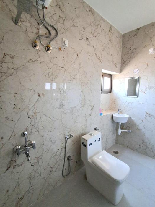 vrindavan garden and hotel