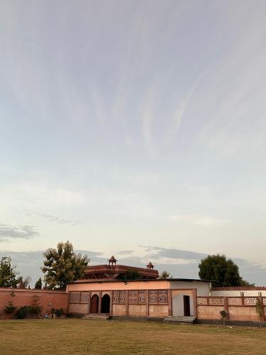 vrindavan garden and hotel