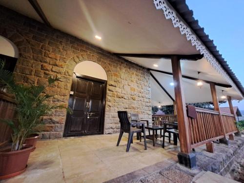 madhuvan retreat resort amba