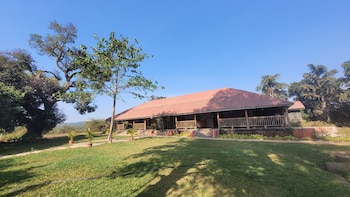 madhuvan retreat resort amba