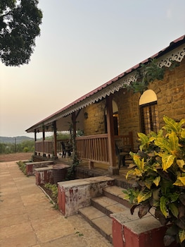 madhuvan retreat resort amba