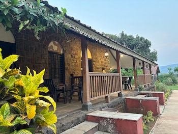madhuvan retreat resort amba