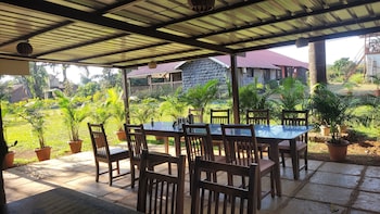 madhuvan retreat resort amba