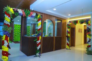 Hotel M Grand,,3 star