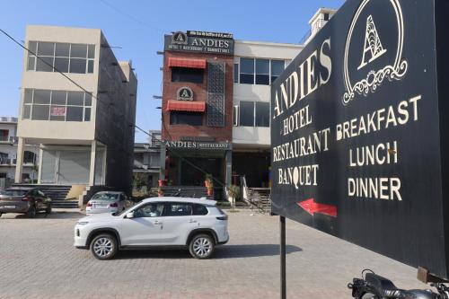 Hotel Andies,,2 star