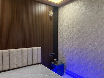 om nilay paying guest house by grb