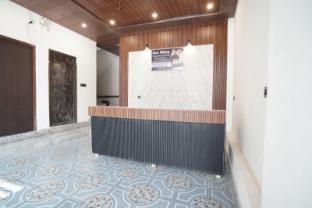 Om Nilay Paying Guest House By Grb,,2 star