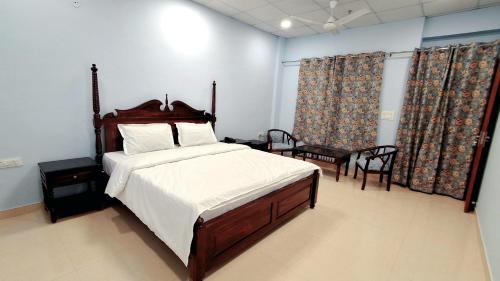Dev Sneh Residency,,2 star