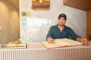 hotel royal bkc