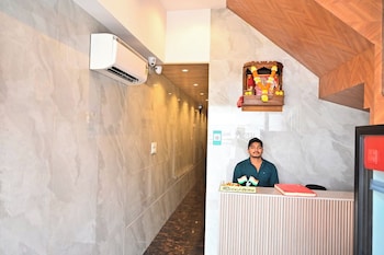 hotel royal bkc