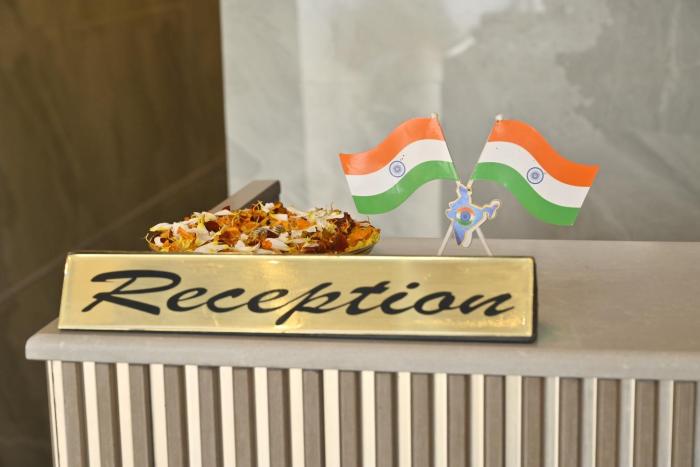 hotel royal bkc