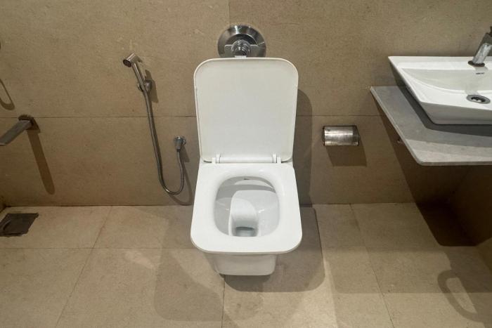 hotel royal bkc