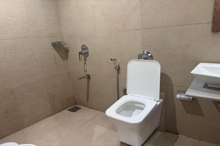 hotel royal bkc