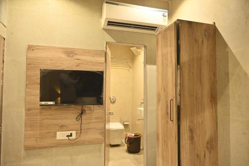 hotel royal bkc