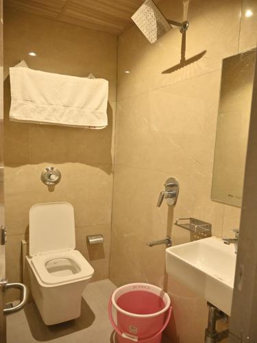 hotel royal bkc