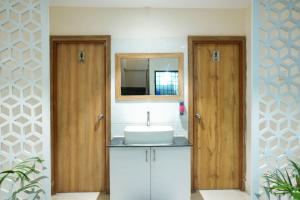 Dream Suites Hotel,,3 star