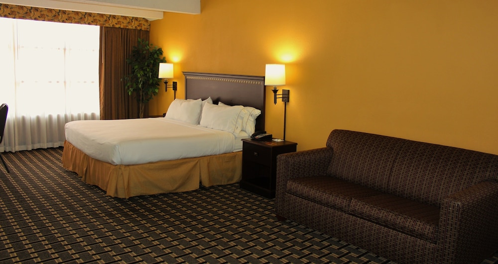 lexington inn and suites