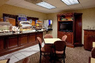 lexington inn and suites