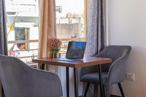 the golden castle hotels