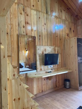 the golden castle hotels