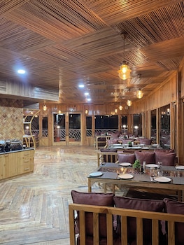 the golden castle hotels