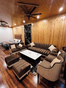 classic hills villa mussoorie