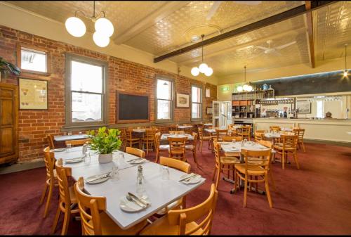 american hotel creswick
