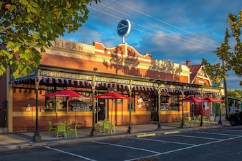 American Hotel Creswick,,3 star