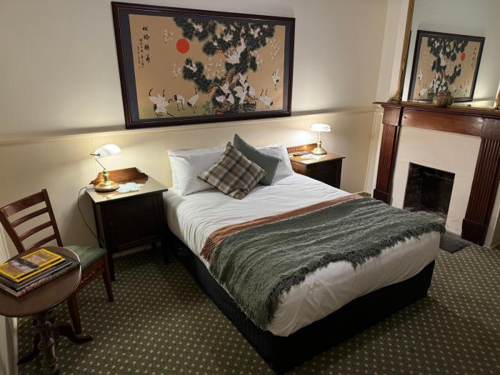 american hotel creswick