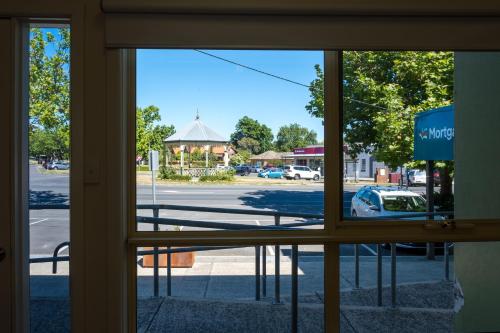american hotel creswick