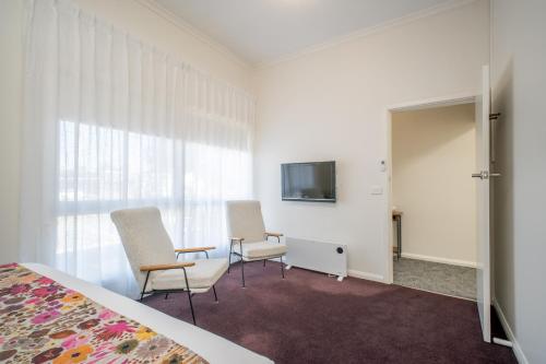 american hotel creswick