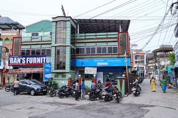 sri sapthagiri lodge