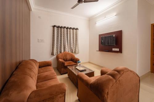 Infinity Stays,,2 star