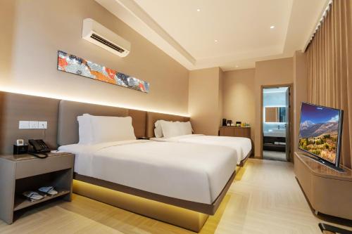 landison hotel penang
