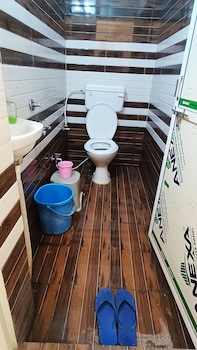 hotel mahakal naman palace